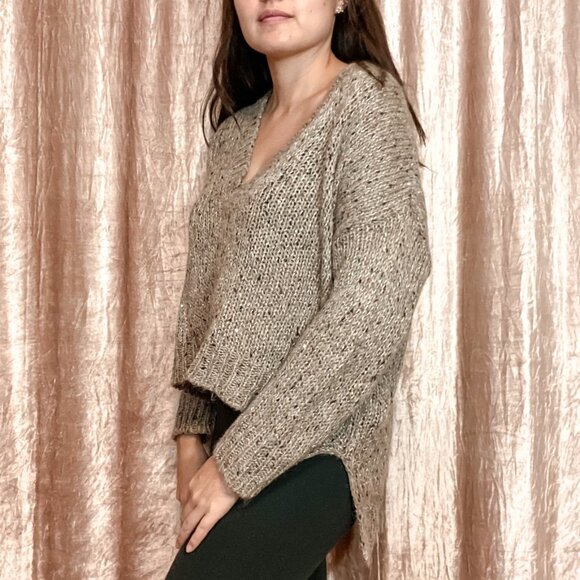 Zara Brown Sequined V-Neck High-Low Sweater - Picture 2 of 9